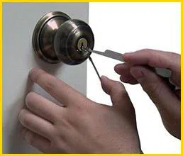 Metro Locksmith Services Charlotte, NC 704-961-9403 - 6-lock-repair